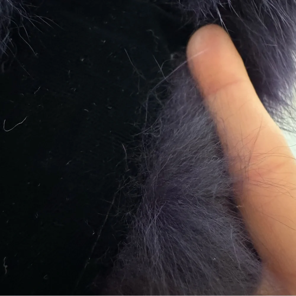 DKNY deep purple long fox fur boa velvet backed super fluffy ?genuine fur? - Picture 9 of 14